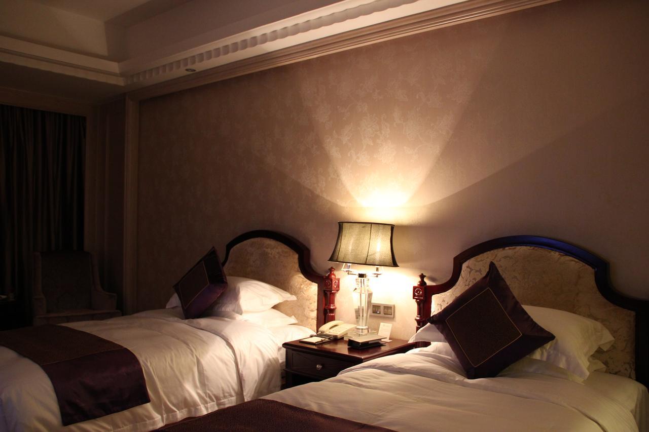 שנטאו Yutong International Hotel מראה חיצוני תמונה