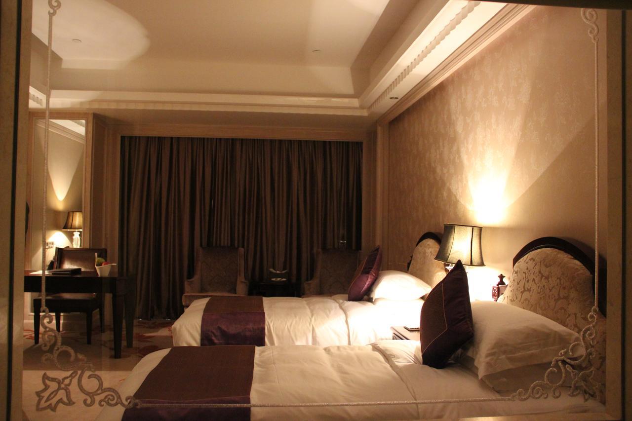 שנטאו Yutong International Hotel מראה חיצוני תמונה