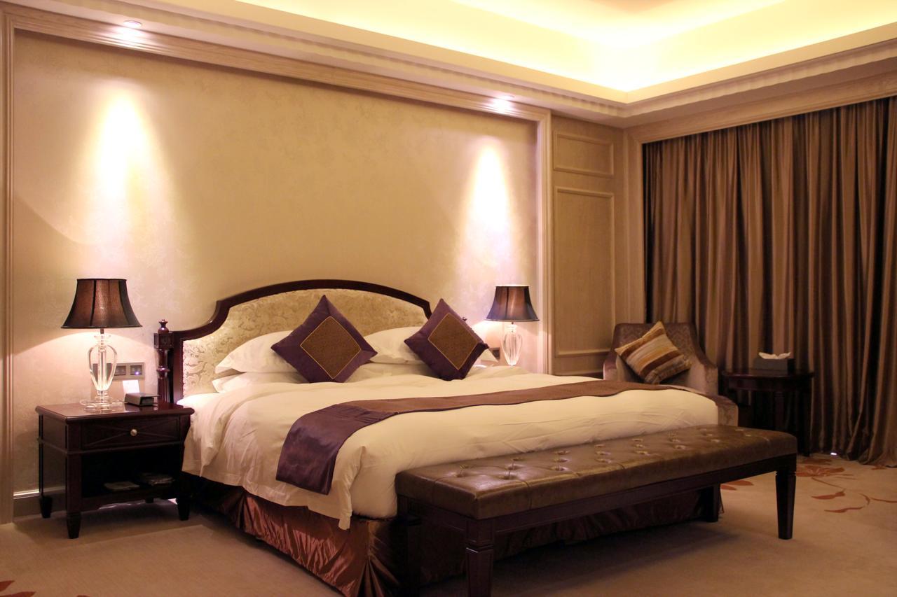שנטאו Yutong International Hotel מראה חיצוני תמונה