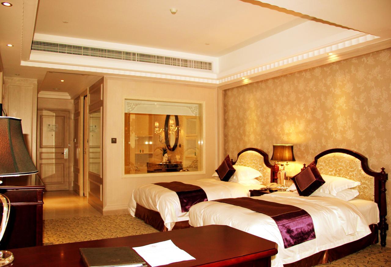 שנטאו Yutong International Hotel מראה חיצוני תמונה