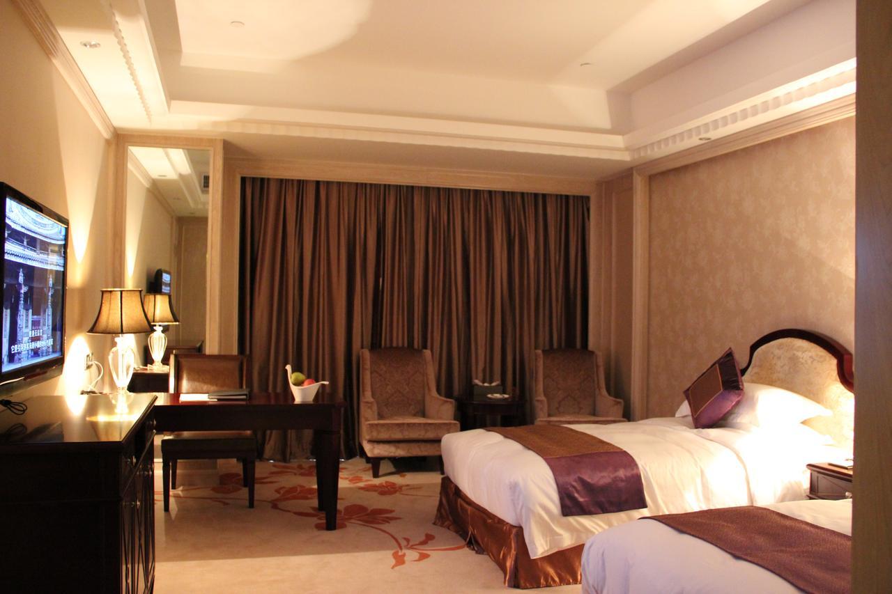 שנטאו Yutong International Hotel מראה חיצוני תמונה