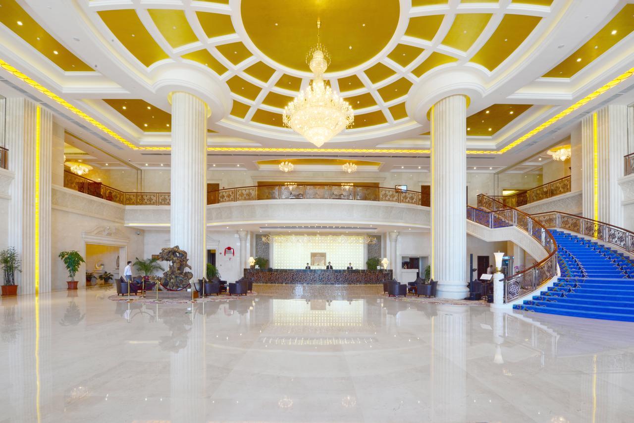 שנטאו Yutong International Hotel מראה חיצוני תמונה