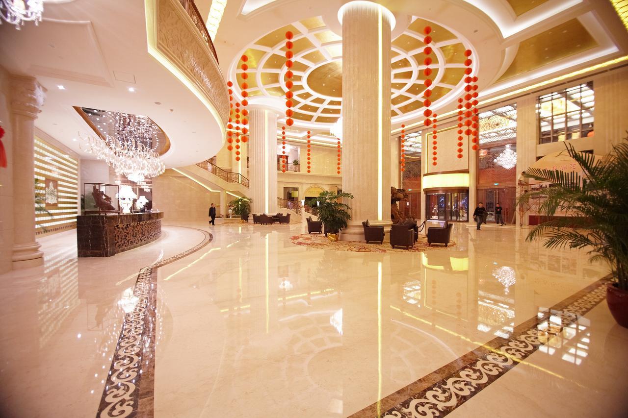 שנטאו Yutong International Hotel מראה חיצוני תמונה